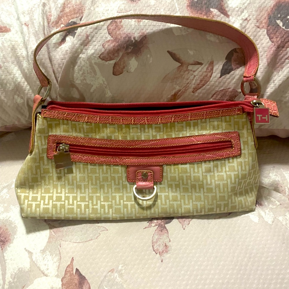 Small Tommy Hilfiger handbag